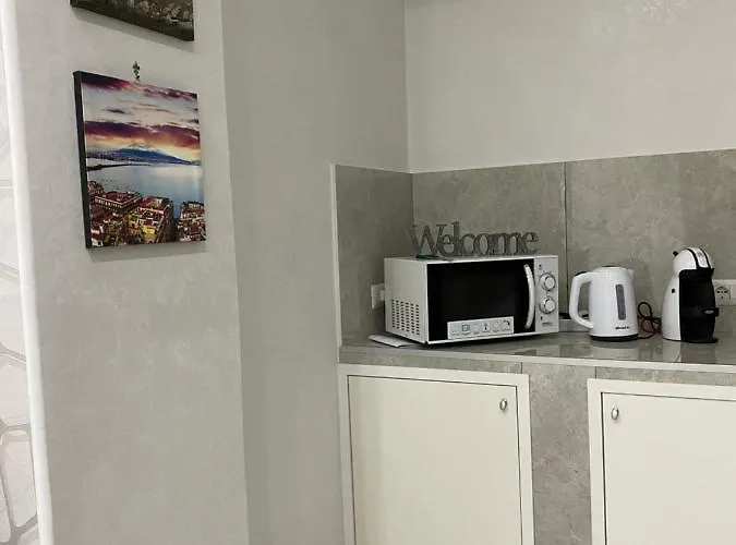 Alojamento de Acomodação e Pequeno-almoço Limatola Nápoles