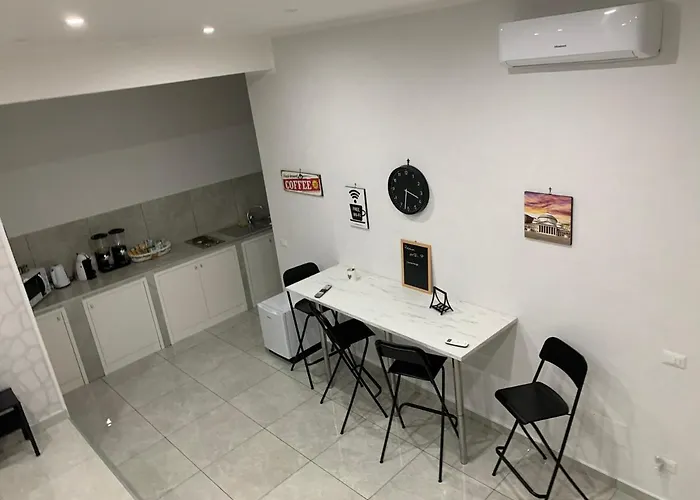 Alojamento de Acomodação e Pequeno-almoço Limatola Nápoles