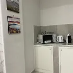 Alojamento de Acomodação e Pequeno-almoço Limatola Nápoles